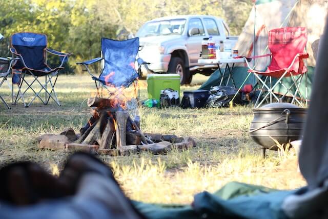 Camping chairs
around a campfire