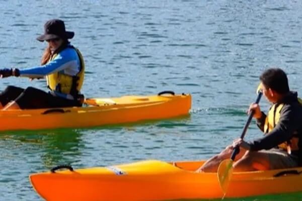 Free Learn to Kayak Lesson