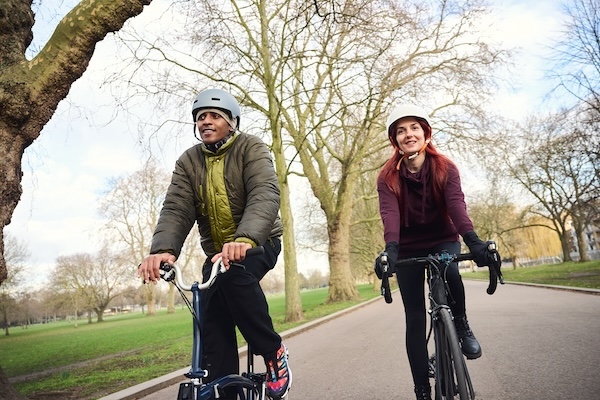 Group or Solo Exercise? New Research Says Both Can Work